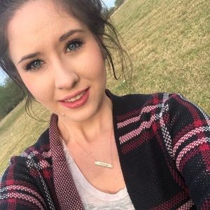 Meet your Posher, Ashleigh